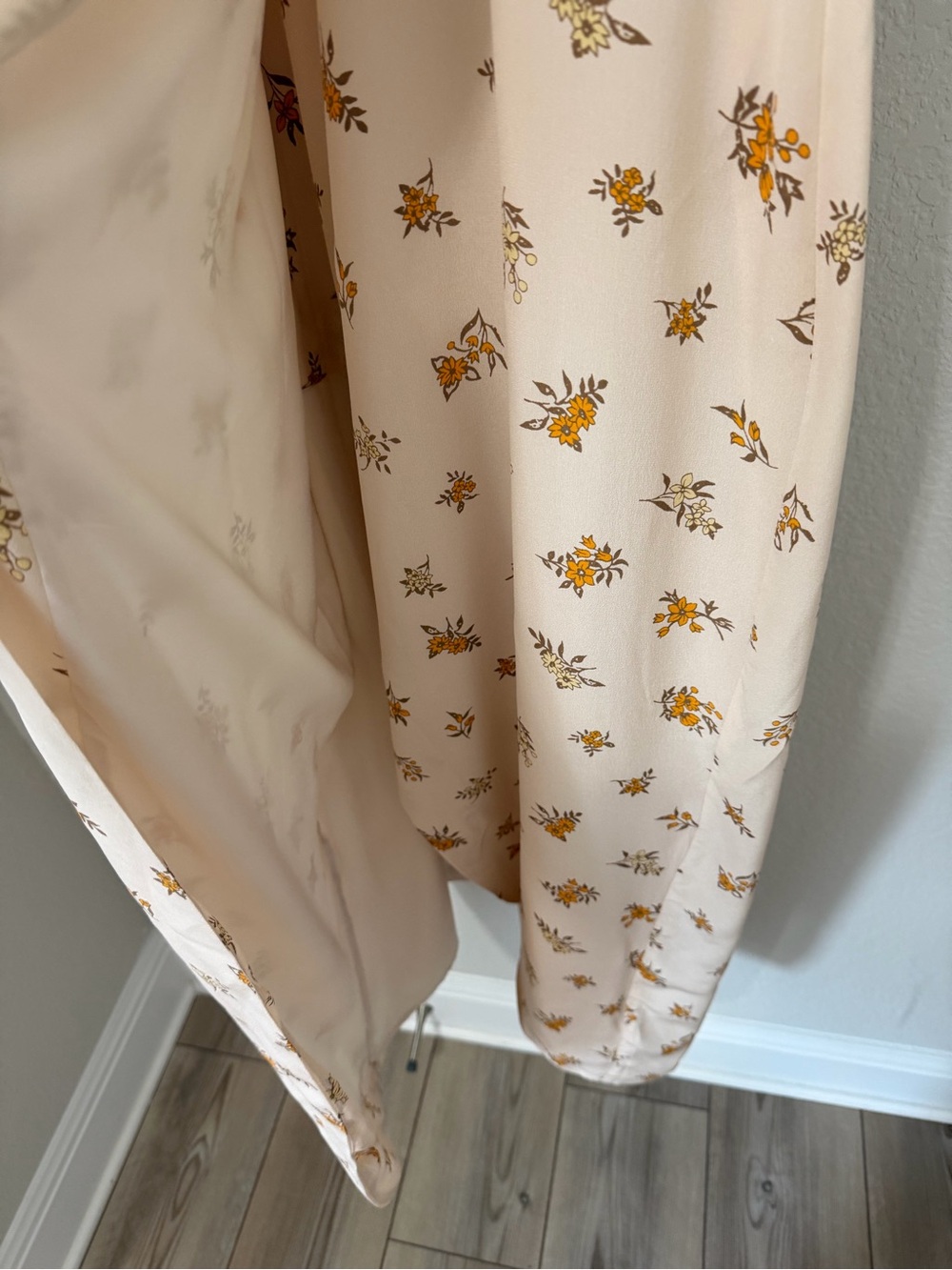 Madewell Silk Floral Wrap Midi Dress Size 2 Cream Short - Picture 4 of 11